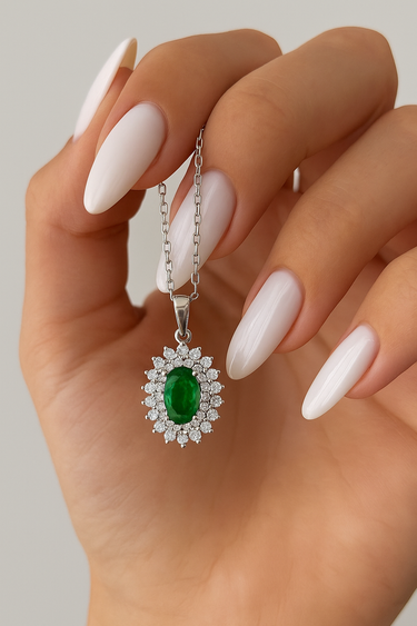 Collana Kate in Argento 925 con Pietra Verde e Zirconi Bianchi