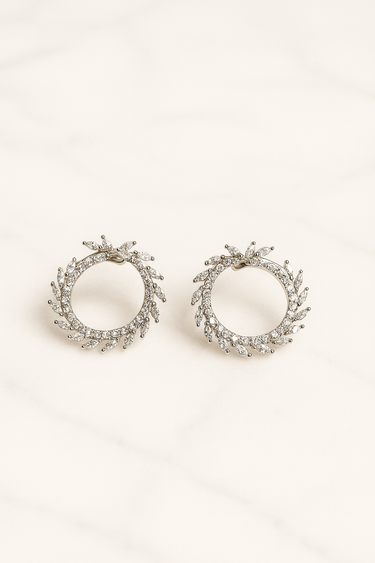 ✨ “Aurelia” – Orecchini Cerchio di Luce in Argento 925 e Zirconi 💫