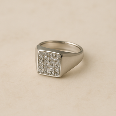 Anello Chevalier Quadrato Regolabile in Argento 925 – Silver & Gold