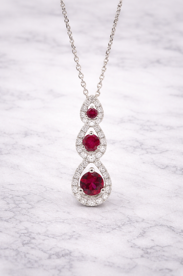 Collana in Oro Bianco 18kt con Rubini ct. 0.40 e Diamanti ct. 0.26 GBX38264R