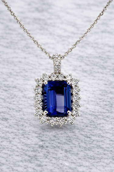 Girocollo in Oro Bianco 18kt con Tanzaniti 2.97 ct e Diamanti F/G VS 0.48 ct GB39813DT