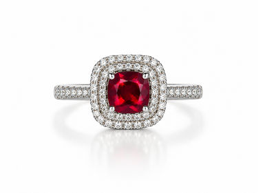 Anello in Oro 18 kt con Rubino Sintetico Taglio Cushion e Doppio Halo